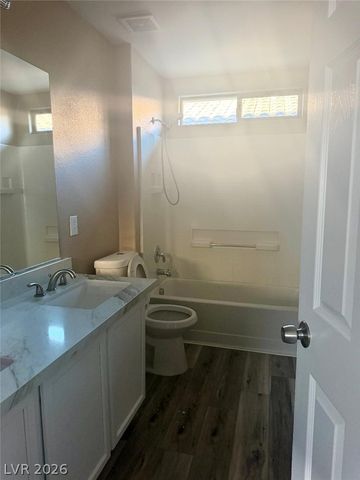 6314 BARRINGTON BRIDGE Avenue N, Las Vegas, NV 89122