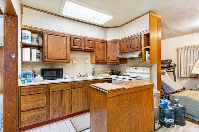3424 26th Avenue NE, Olympia, WA 98506
