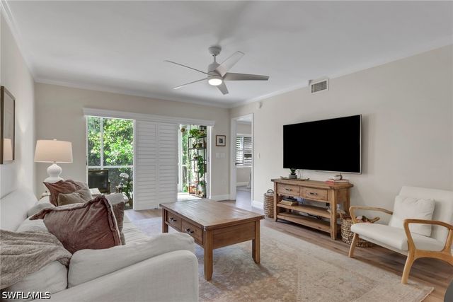 3031 Sandpiper Bay CIR F106, Naples, FL 34112