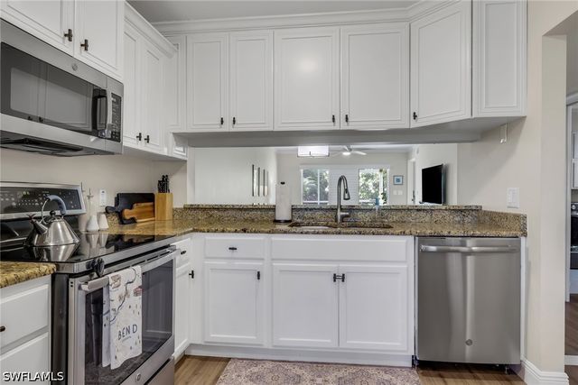 3031 Sandpiper Bay CIR F106, Naples, FL 34112