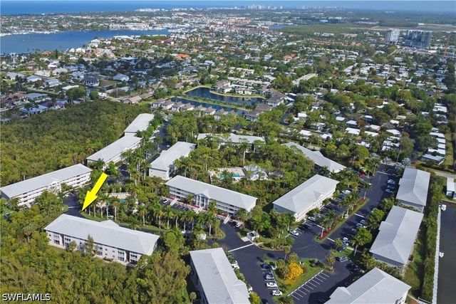 3031 Sandpiper Bay CIR F106, Naples, FL 34112