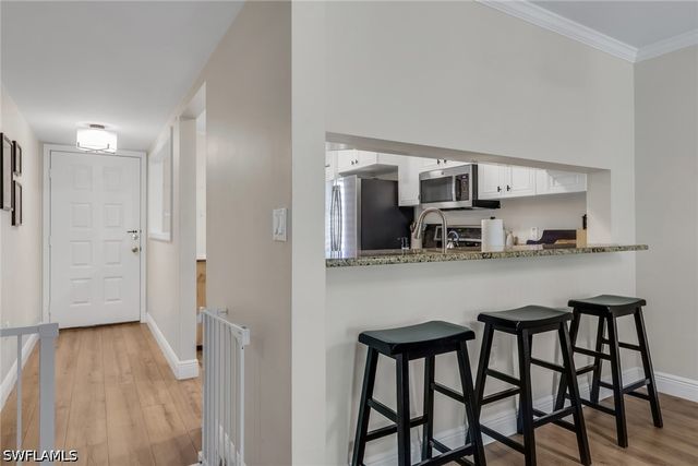 3031 Sandpiper Bay CIR F106, Naples, FL 34112