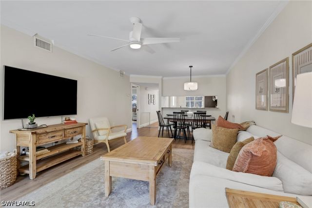 3031 Sandpiper Bay CIR F106, Naples, FL 34112