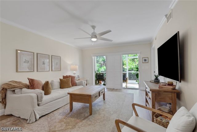 3031 Sandpiper Bay CIR F106, Naples, FL 34112