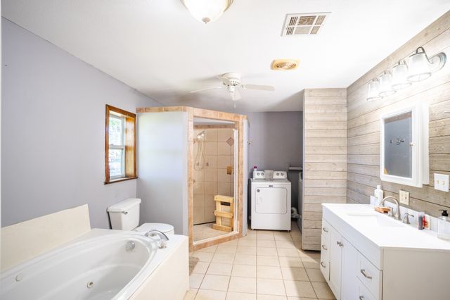682 Lcr 450, Mexia, TX 76667