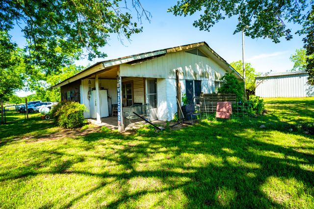 682 Lcr 450, Mexia, TX 76667