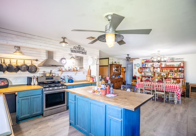 682 Lcr 450, Mexia, TX 76667