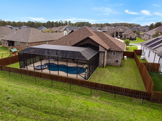 5812 Huntington Creek Boulevard, Pensacola, FL 32526