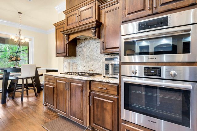 5812 Huntington Creek Boulevard, Pensacola, FL 32526