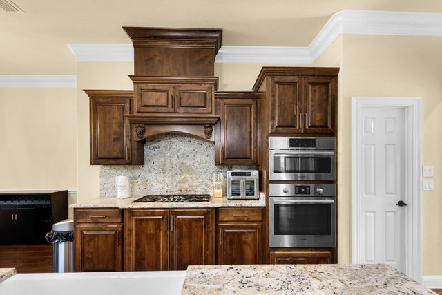 5812 Huntington Creek Boulevard, Pensacola, FL 32526