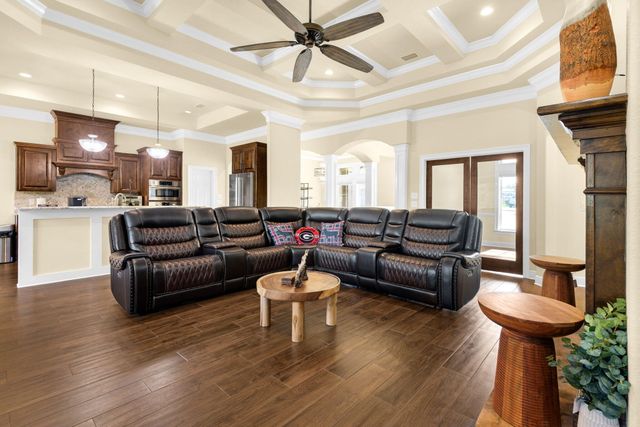 5812 Huntington Creek Boulevard, Pensacola, FL 32526