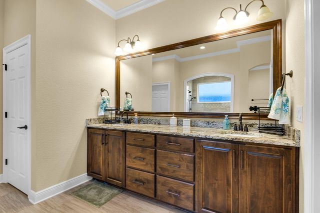 5812 Huntington Creek Boulevard, Pensacola, FL 32526