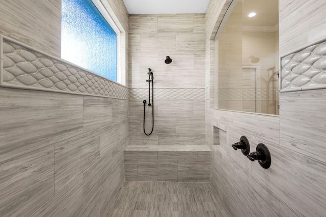 5812 Huntington Creek Boulevard, Pensacola, FL 32526