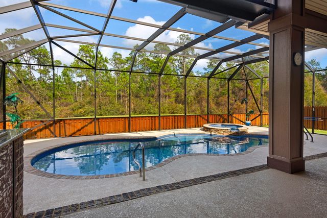 5812 Huntington Creek Boulevard, Pensacola, FL 32526