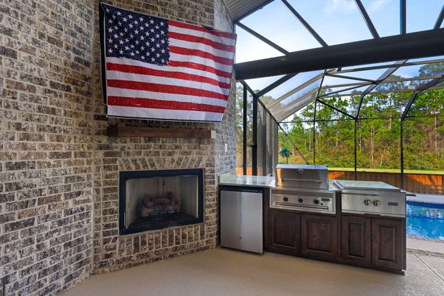 5812 Huntington Creek Boulevard, Pensacola, FL 32526