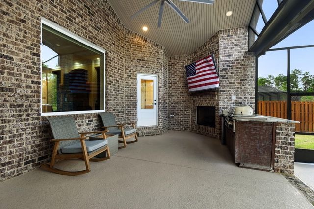 5812 Huntington Creek Boulevard, Pensacola, FL 32526