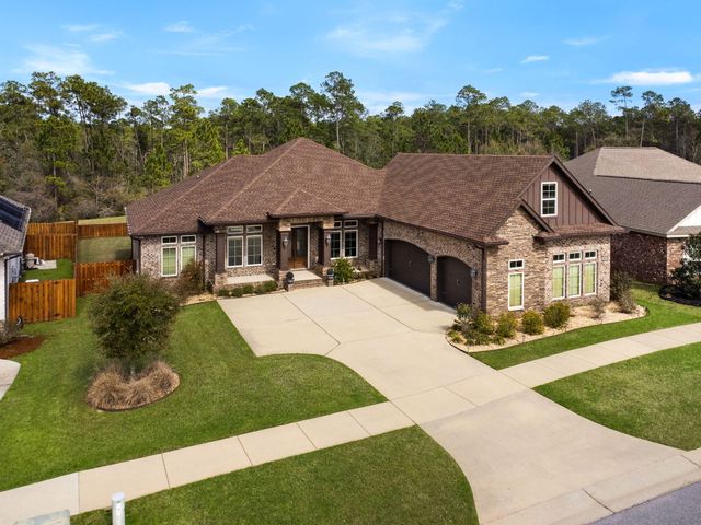 5812 Huntington Creek Boulevard, Pensacola, FL 32526