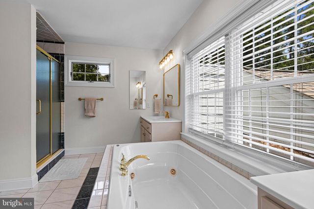 995 BANESWOOD DR, Kennett Square, PA 19348