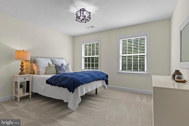 995 BANESWOOD DR, Kennett Square, PA 19348