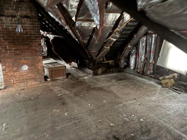 355 W Walnut Street, Elberfeld, IN 47613