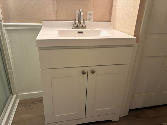 355 W Walnut Street, Elberfeld, IN 47613