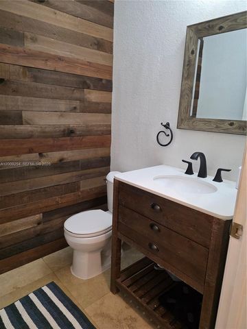 12454 SW 123rd St, Miami, FL 33186