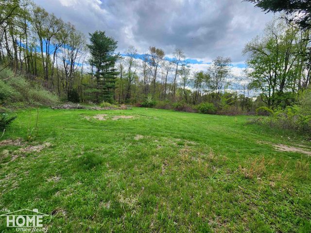 7405 W Lansing Road, Shaftsburg, MI 48872