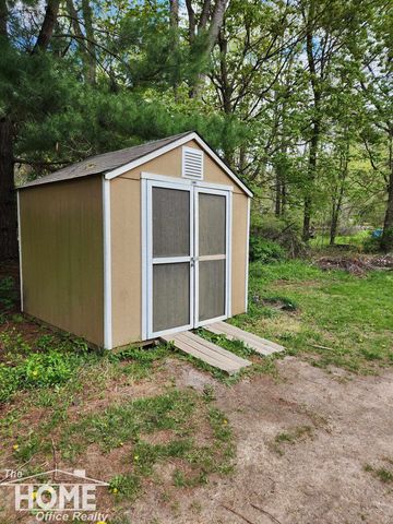 7405 W Lansing Road, Shaftsburg, MI 48872