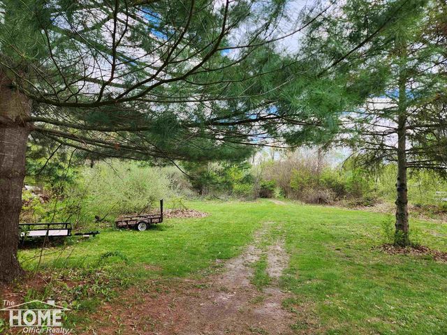 7405 W Lansing Road, Shaftsburg, MI 48872