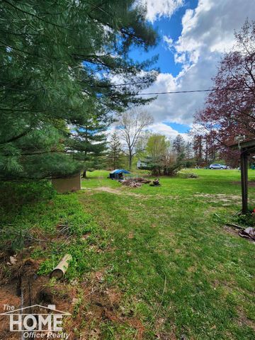 7405 W Lansing Road, Shaftsburg, MI 48872