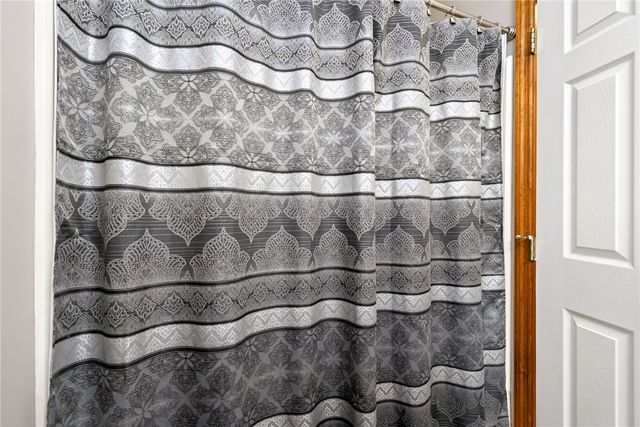 8767 Deer Valley Drive, Dayton, OH 45424