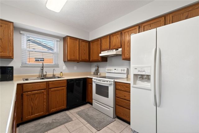 8767 Deer Valley Drive, Dayton, OH 45424