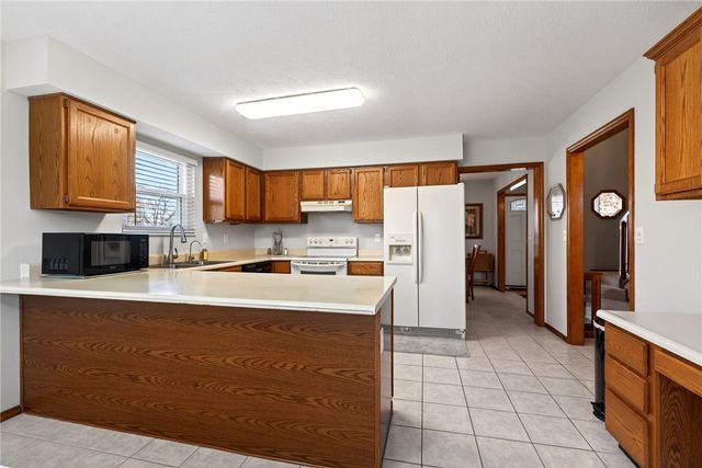 8767 Deer Valley Drive, Dayton, OH 45424