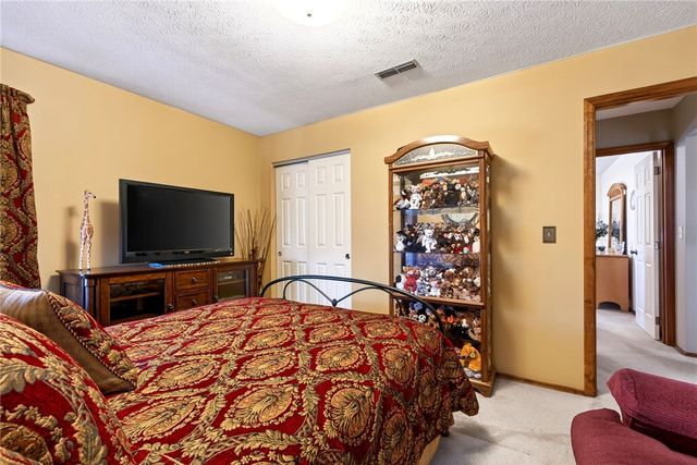 8767 Deer Valley Drive, Dayton, OH 45424