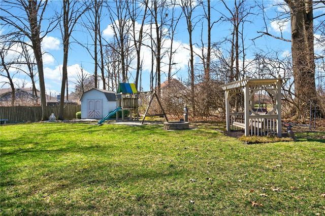 8767 Deer Valley Drive, Dayton, OH 45424