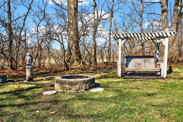 8767 Deer Valley Drive, Dayton, OH 45424