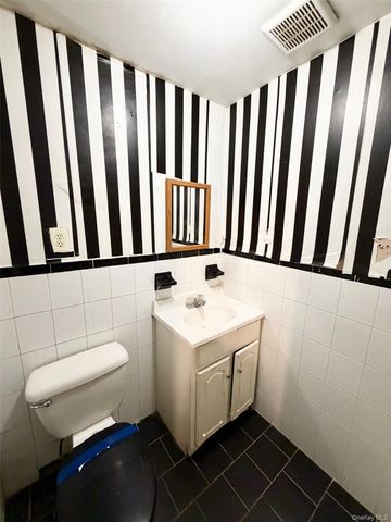 4589 Kings Highway, Brooklyn, NY 11234