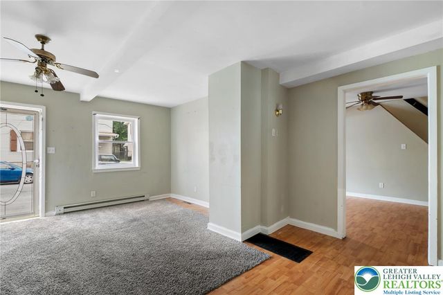 132 2nd Street, Catasauqua Boro, PA 18032
