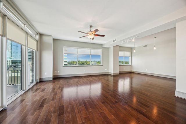 9870 Gaylord Drive 628, Houston, TX 77024