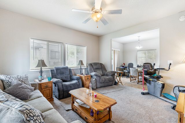 710 Northwood Drive, Medford, OR 97504
