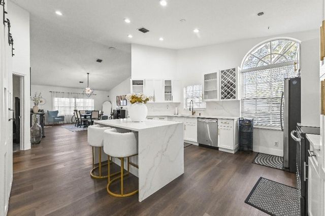 5160 Sabal Gardens Lane 1, Boca Raton, FL 33487