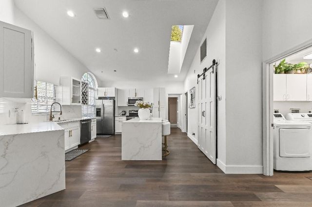 5160 Sabal Gardens Lane 1, Boca Raton, FL 33487