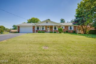 2106 Knob Creek Road, Johnson City, TN 37604