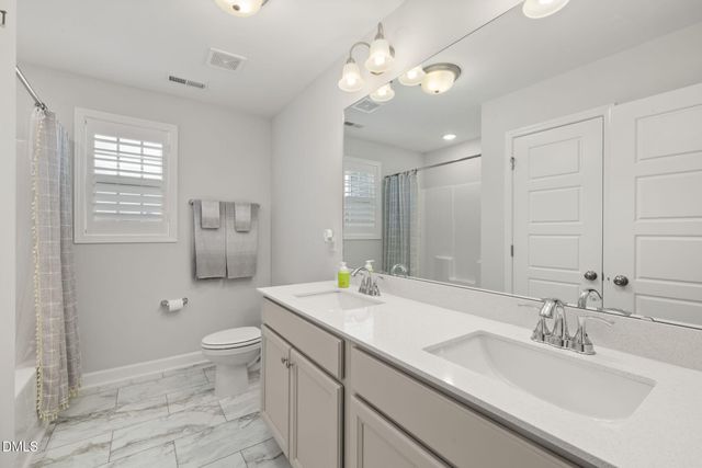 118 W Sand Luggs Court, Angier, NC 27501
