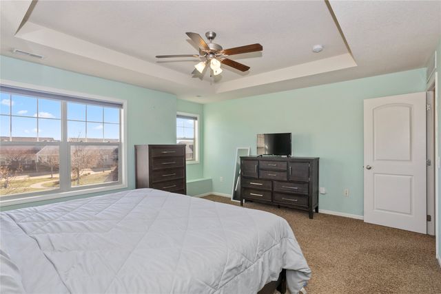 196 Cambridge Drive, West Des Moines, IA 50266