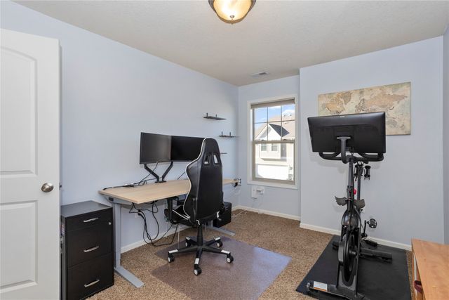 196 Cambridge Drive, West Des Moines, IA 50266