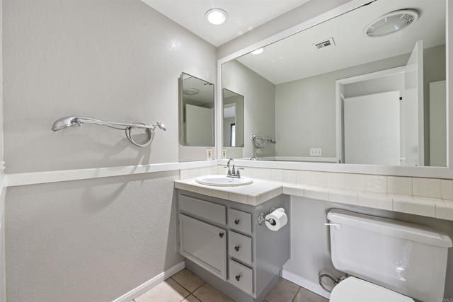 2232 River Run Drive 206, San Diego, CA 92108