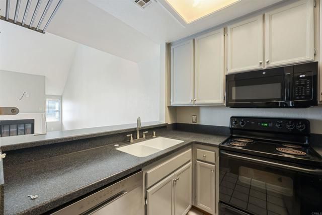 2232 River Run Drive 206, San Diego, CA 92108