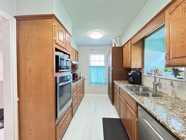 100 Cedar Springs Boulevard, Sulphur Springs, TX 75482