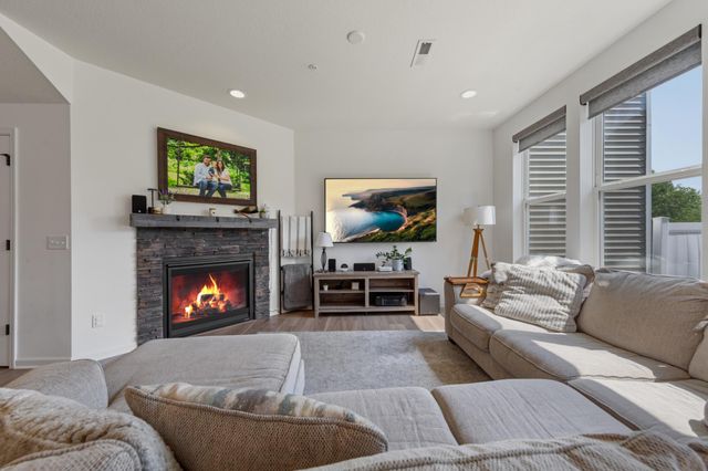 762 Stonegate Road, Chanhassen, MN 55317